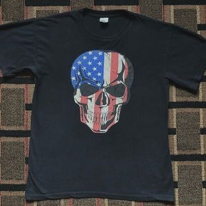 Vintage Patriotic Skull T-shirt!